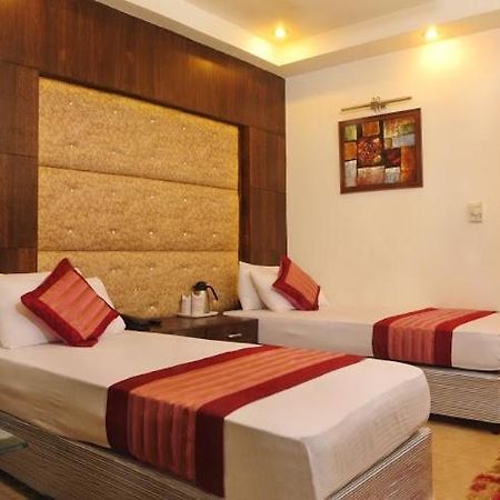 Hotel City Height - Delhi Ncr Id Not Accepted New Delhi Exteriör bild