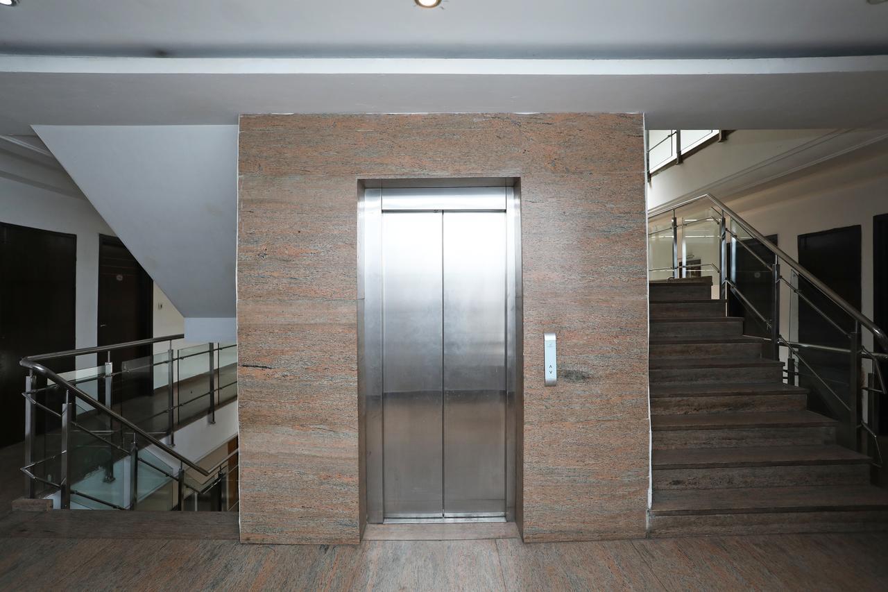Hotel City Height - Delhi Ncr Id Not Accepted New Delhi Exteriör bild