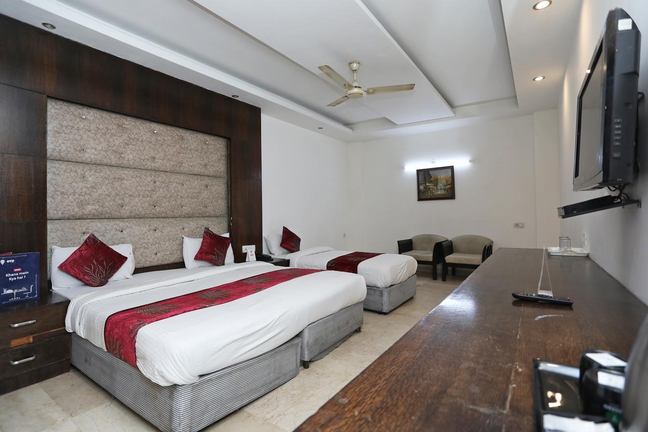 Hotel City Height - Delhi Ncr Id Not Accepted New Delhi Exteriör bild